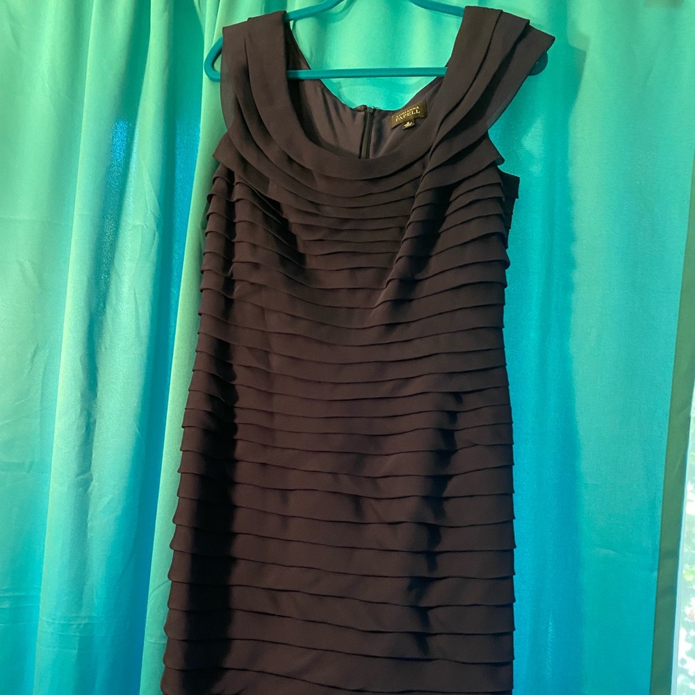 Adrianna Papell sleeveless midi dress